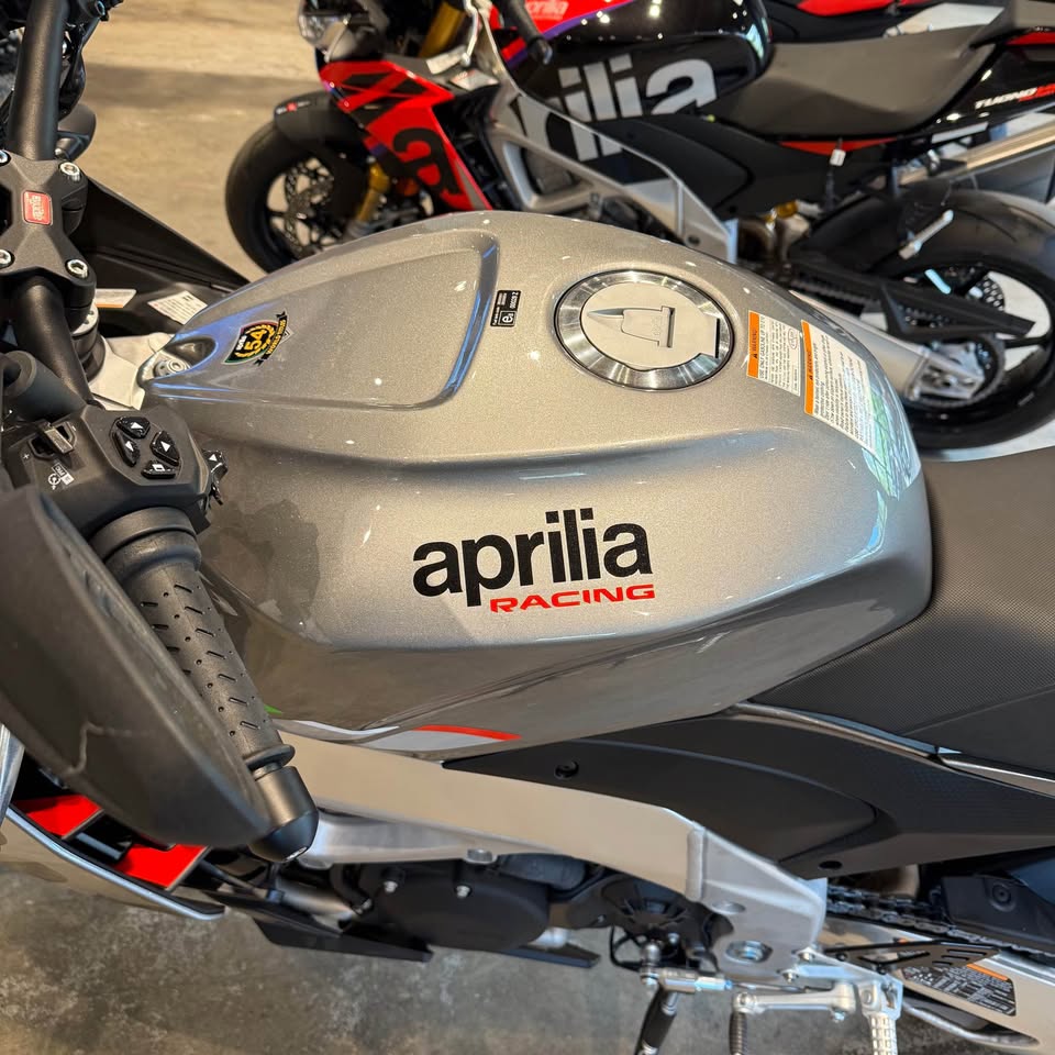 2024 APRILIA TUONO V4 - 0984