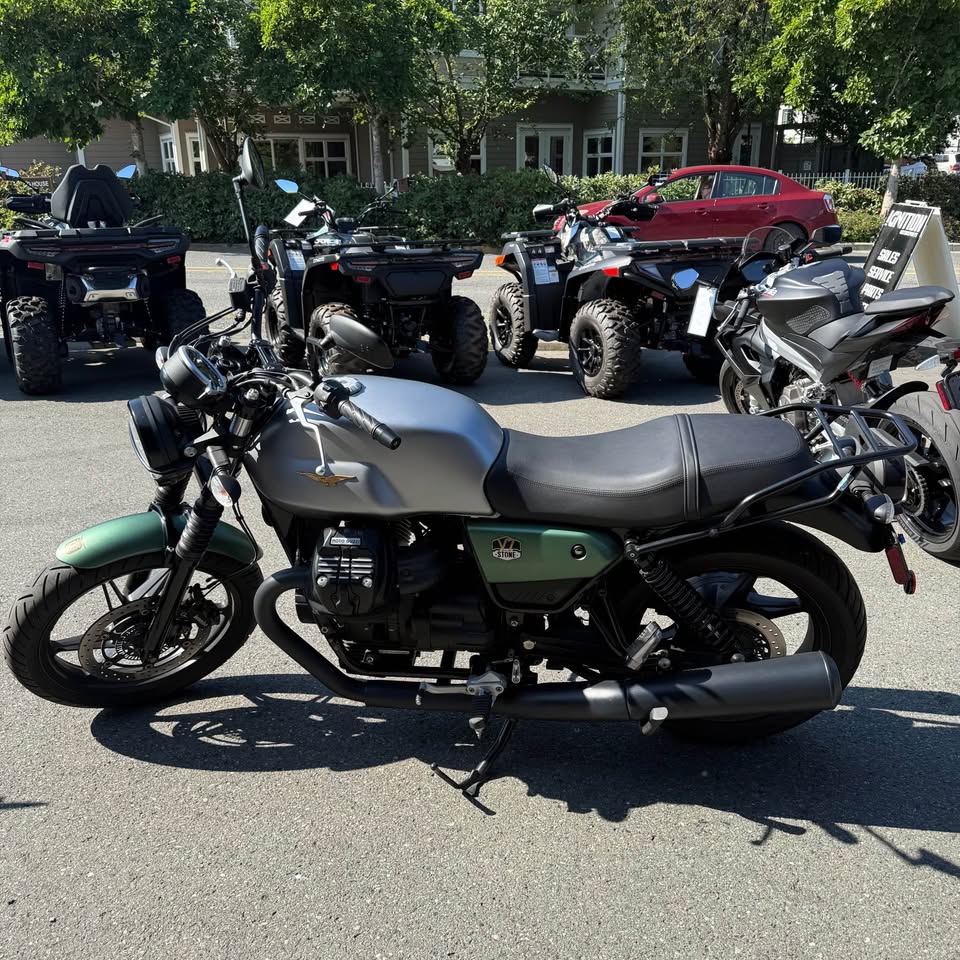 2021 Moto Guzzi V7 Stone CENTANARIO - 0132