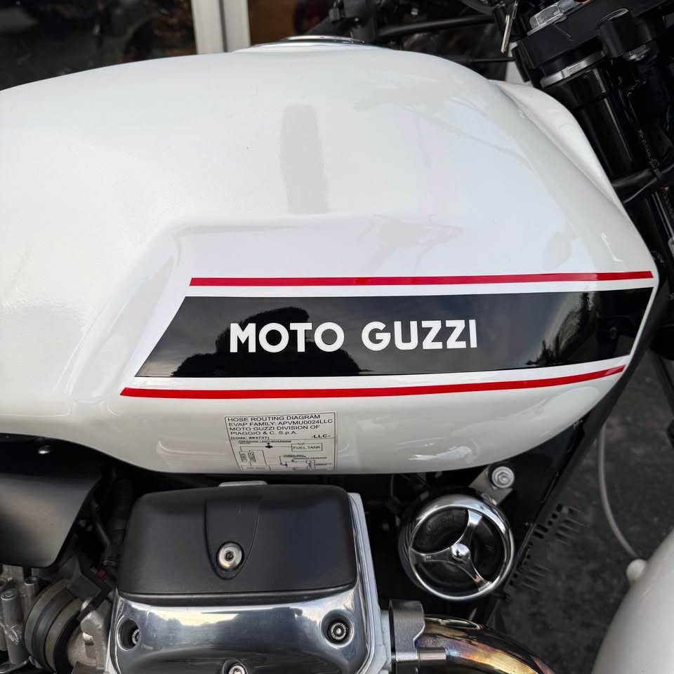 2010 MOTO GUZZI V7 CLASSIC - 3813