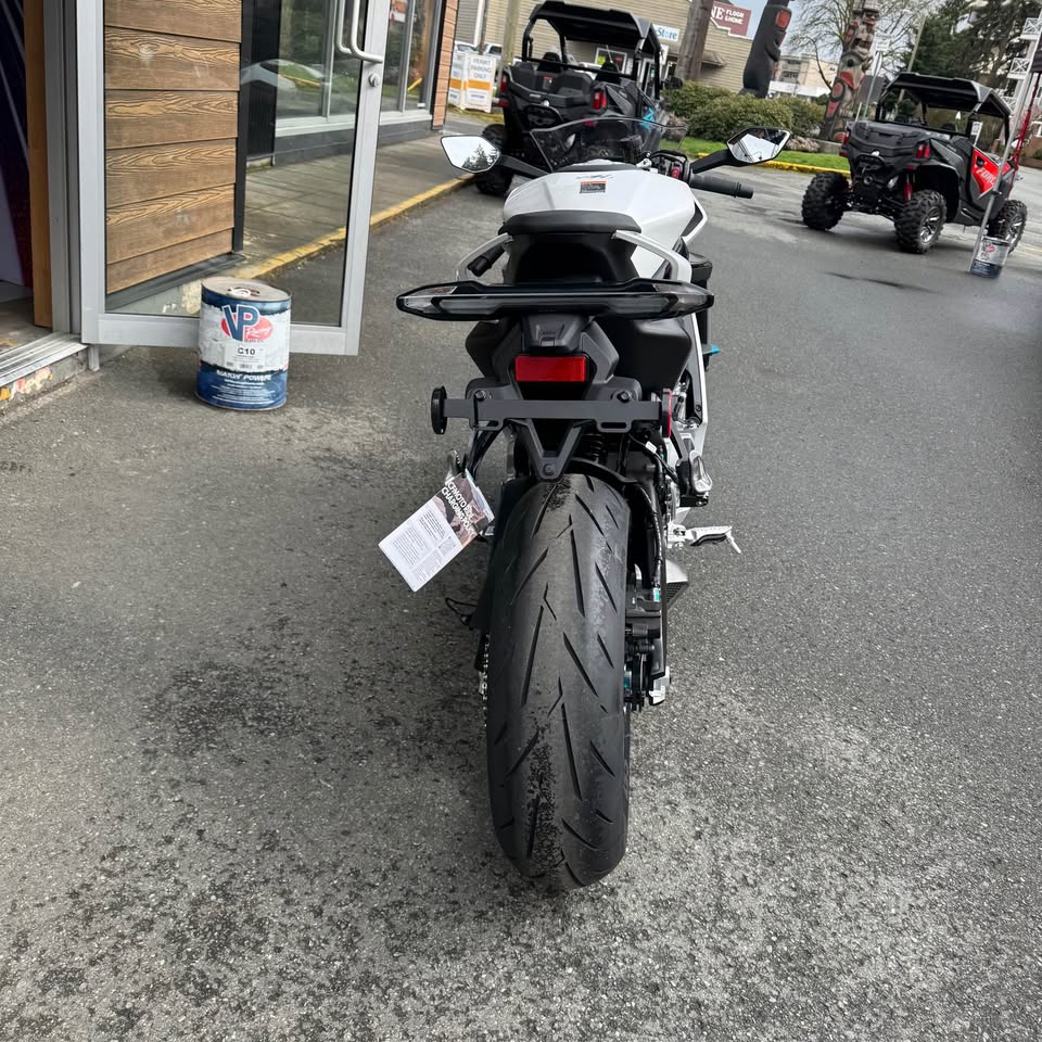 2026 CFMOTO 675 SS - SOLD