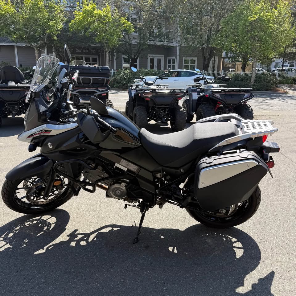 2017 Suzuki DL650 V-STROM - SOLD
