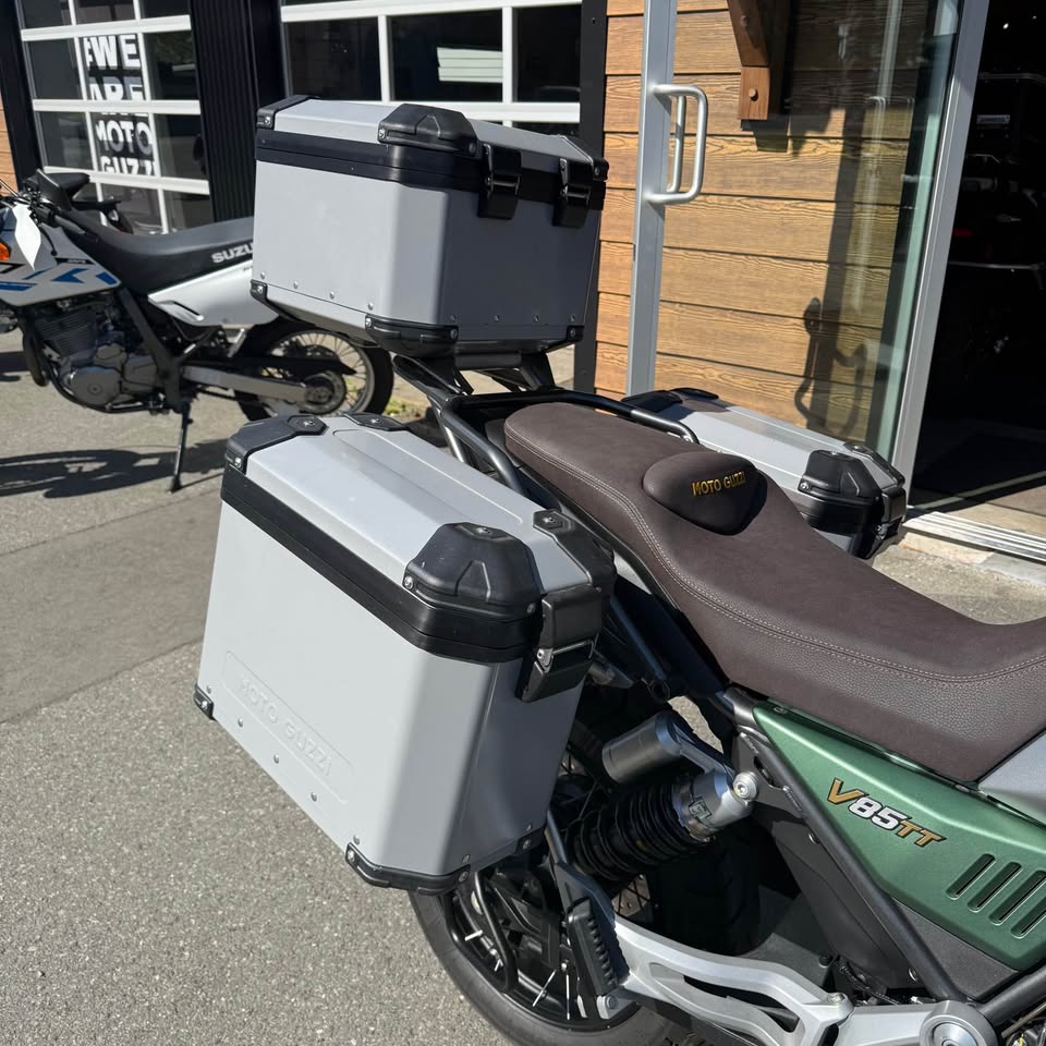 2022 Moto Guzzi V85 TT - 0567