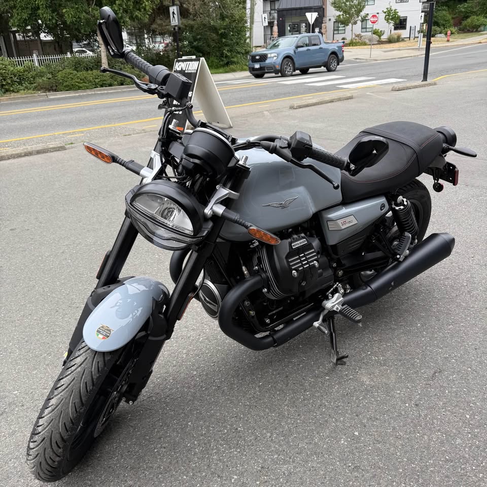 2027 Moto Guzzi V7 Sport - Grigio Lario - 0160 - SOLD