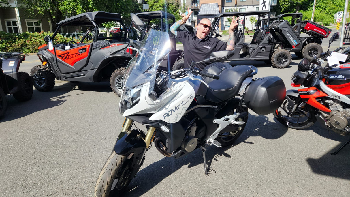 2022 CFMOTO 650 Adventura