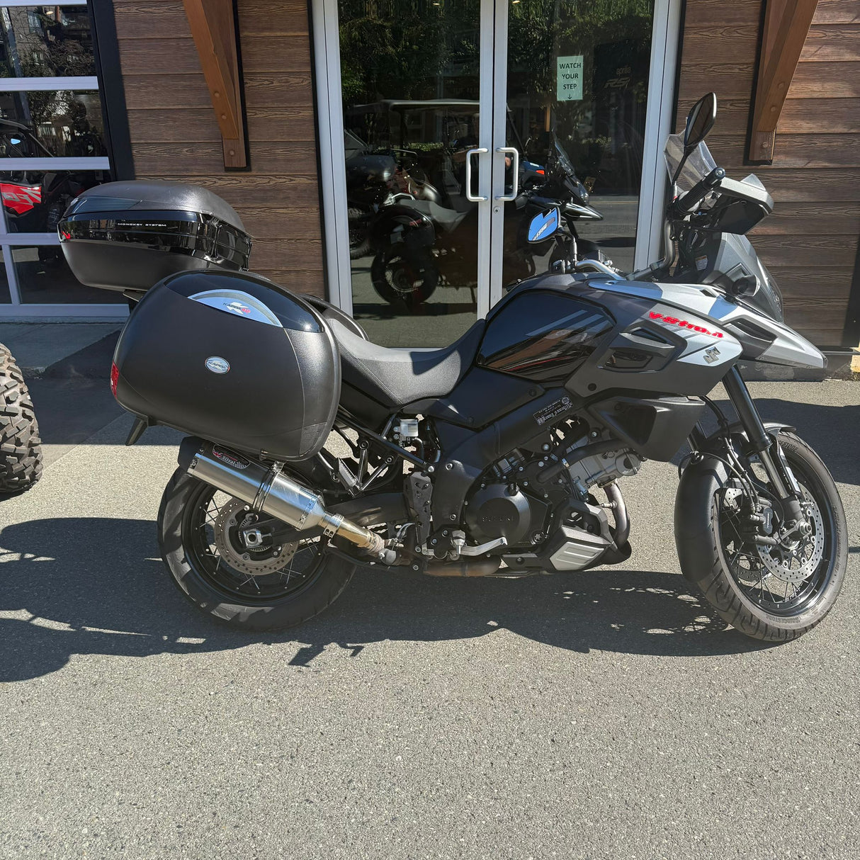 2018 Suzuki DL1000 V-STROM - SOLD