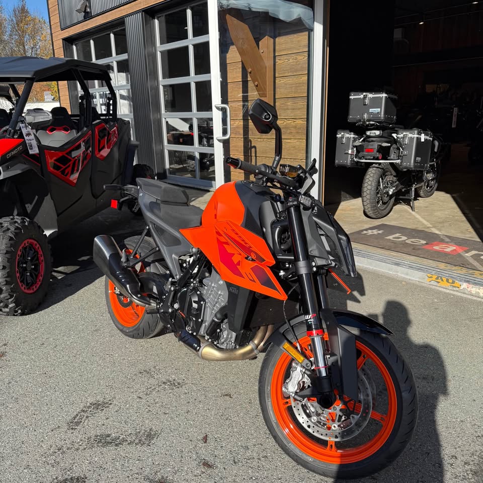 2024 KTM 990 DUKE - 9173