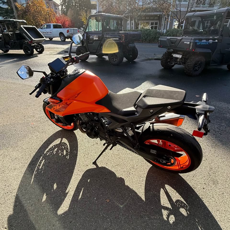 2024 KTM 990 DUKE - 9173