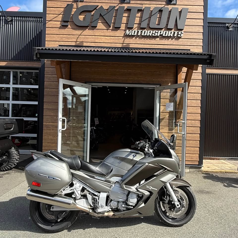 2013 YAMAHA FJR 1300 - GRAY - SOLD