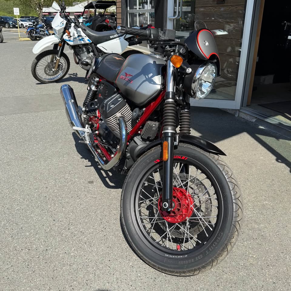 2016 MOTO GUZZI V7 RACER ii - SOLD