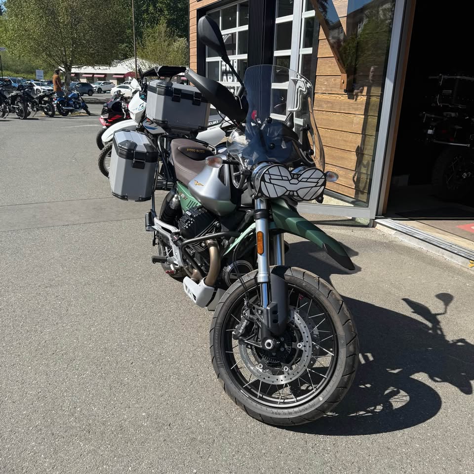 2022 Moto Guzzi V85 TT - 0567