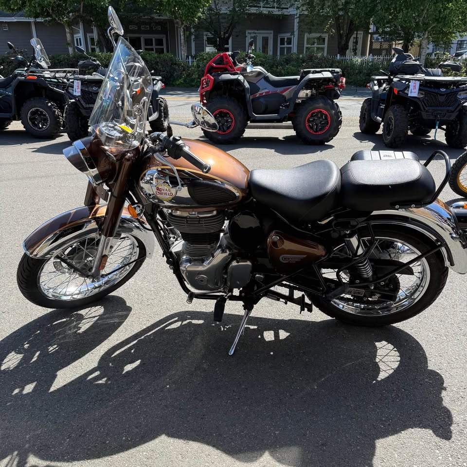2022 Royal Enfield Classic 350 - 2708