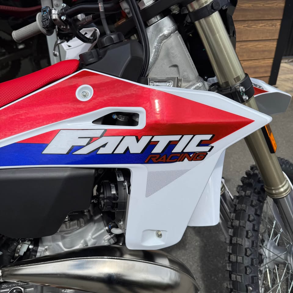 2027 Fantic XE 300 - image 5