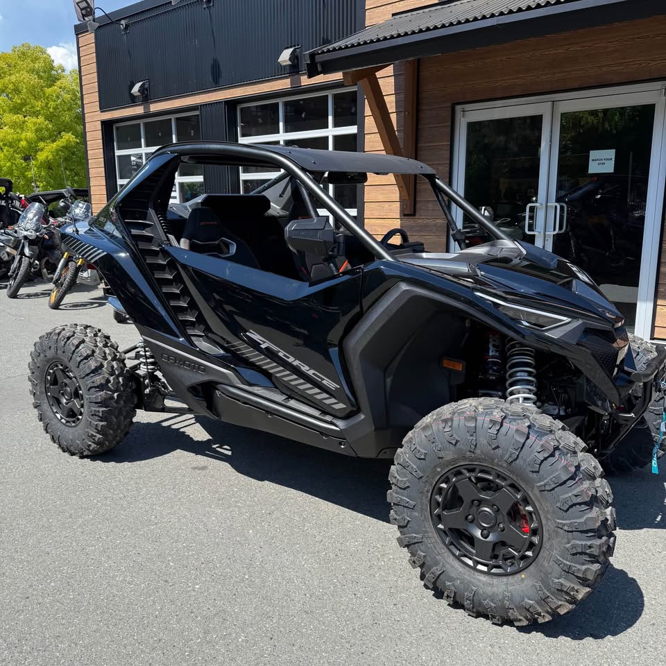 2026 CFMOTO Z10 NEBULA BLACK SKU-01330 - image 4