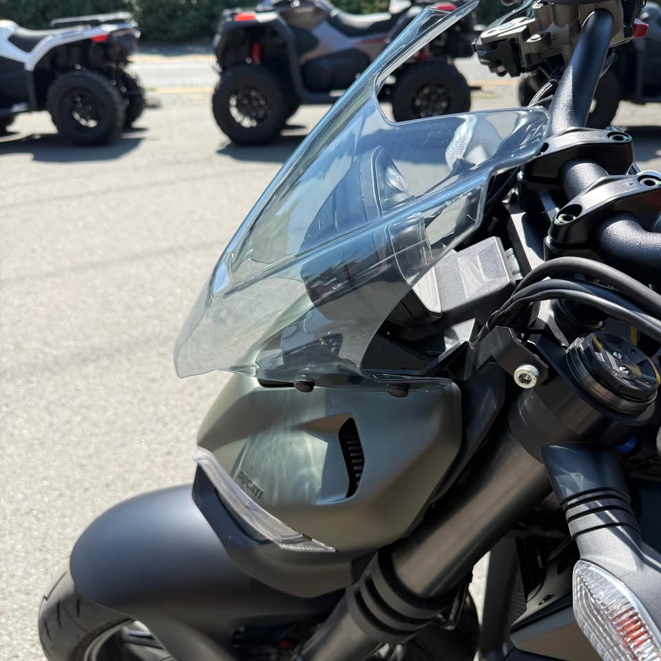 2024 DUCATI STREETFIGHTER V2 - 1336