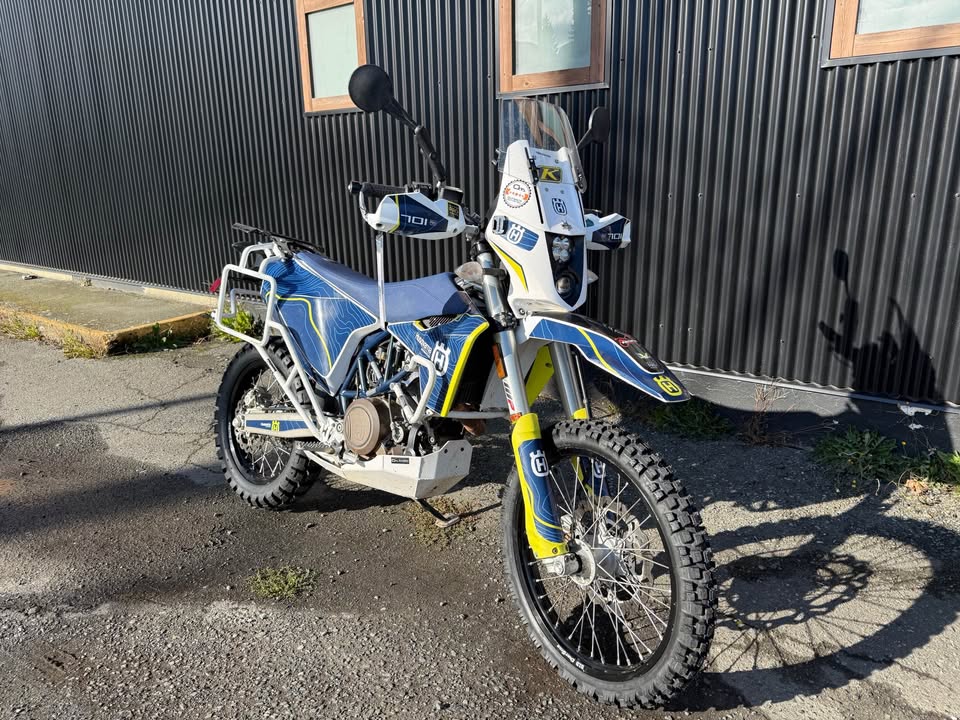 2021 HUSQVARNA 701 ENDURO null SKU-01374 — Blackpurl photo 1 [bp1:SKU-01374:e7b9779c211609e634ce670fcd71f7d1]